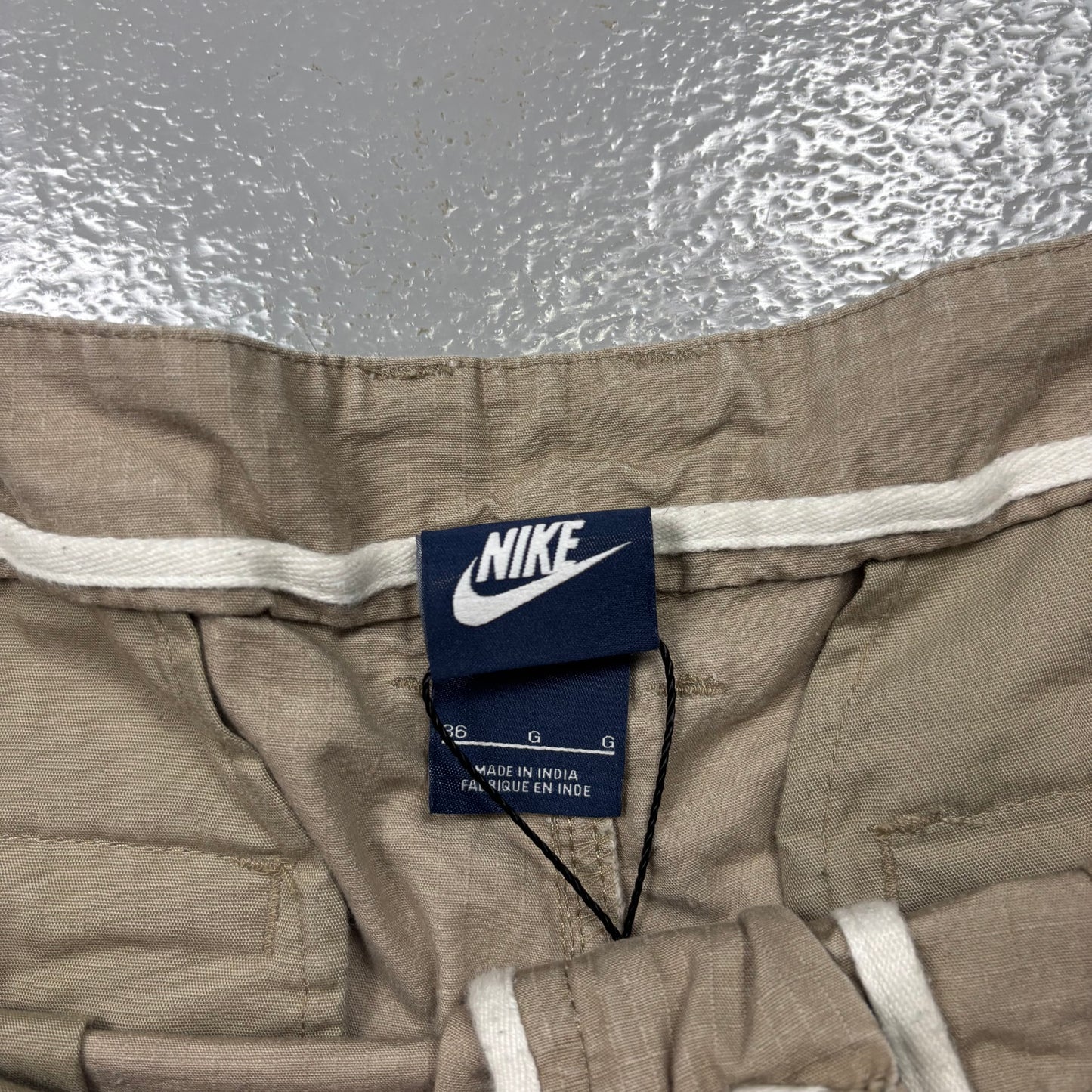 Nike Crosshatch Cargo Shorts (36 Waist)(SC)