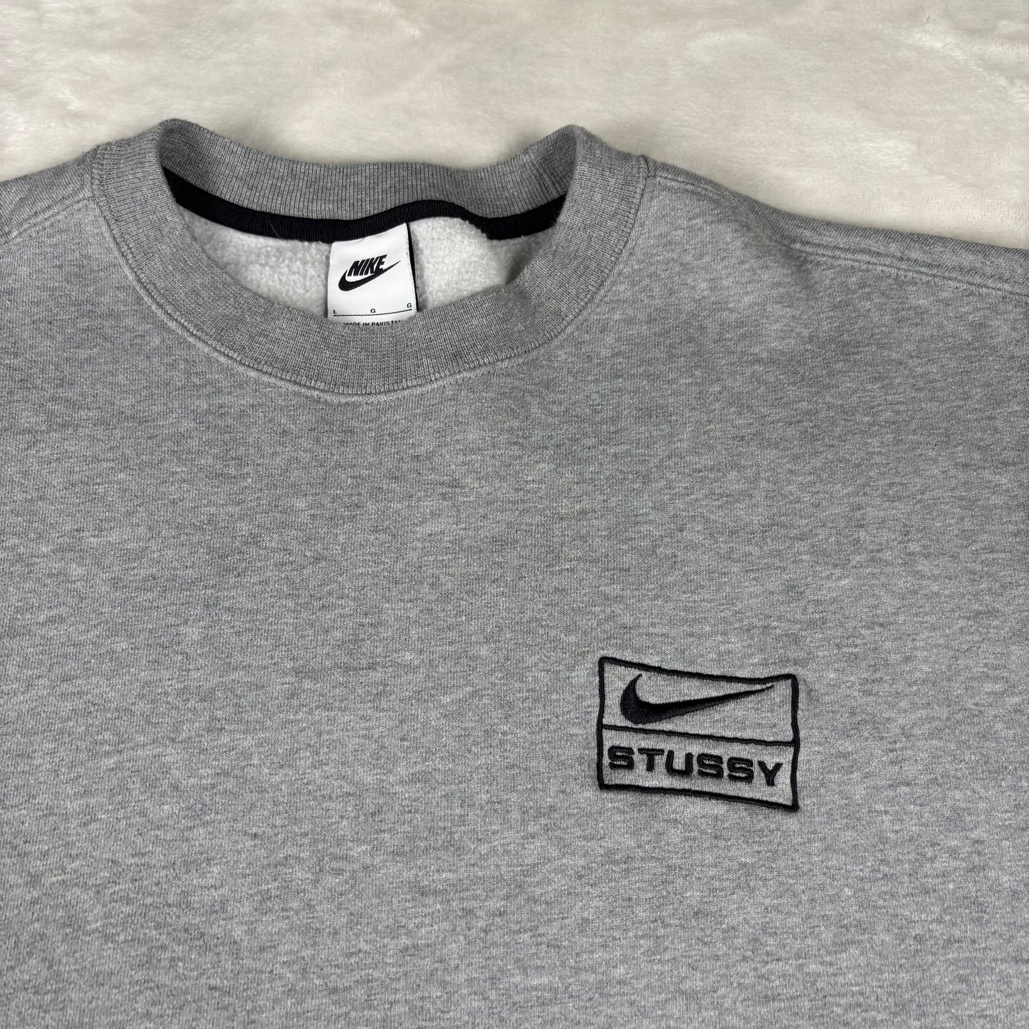 (a top pick) Stussy x Nike Sweatshirt (L)