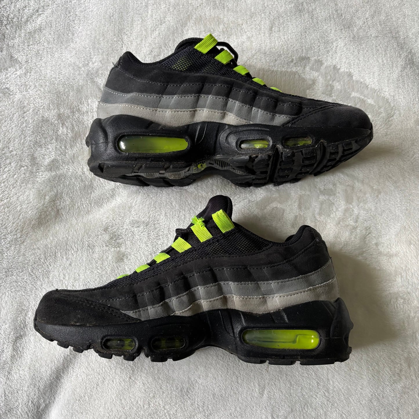 Nike Air Max 95 “Reverse Neon” (UK 5)