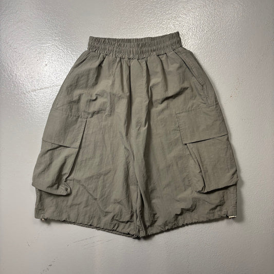 (A Top Pick) Korean Nylon Cargo Shorts (One Size 24-30)(SC)