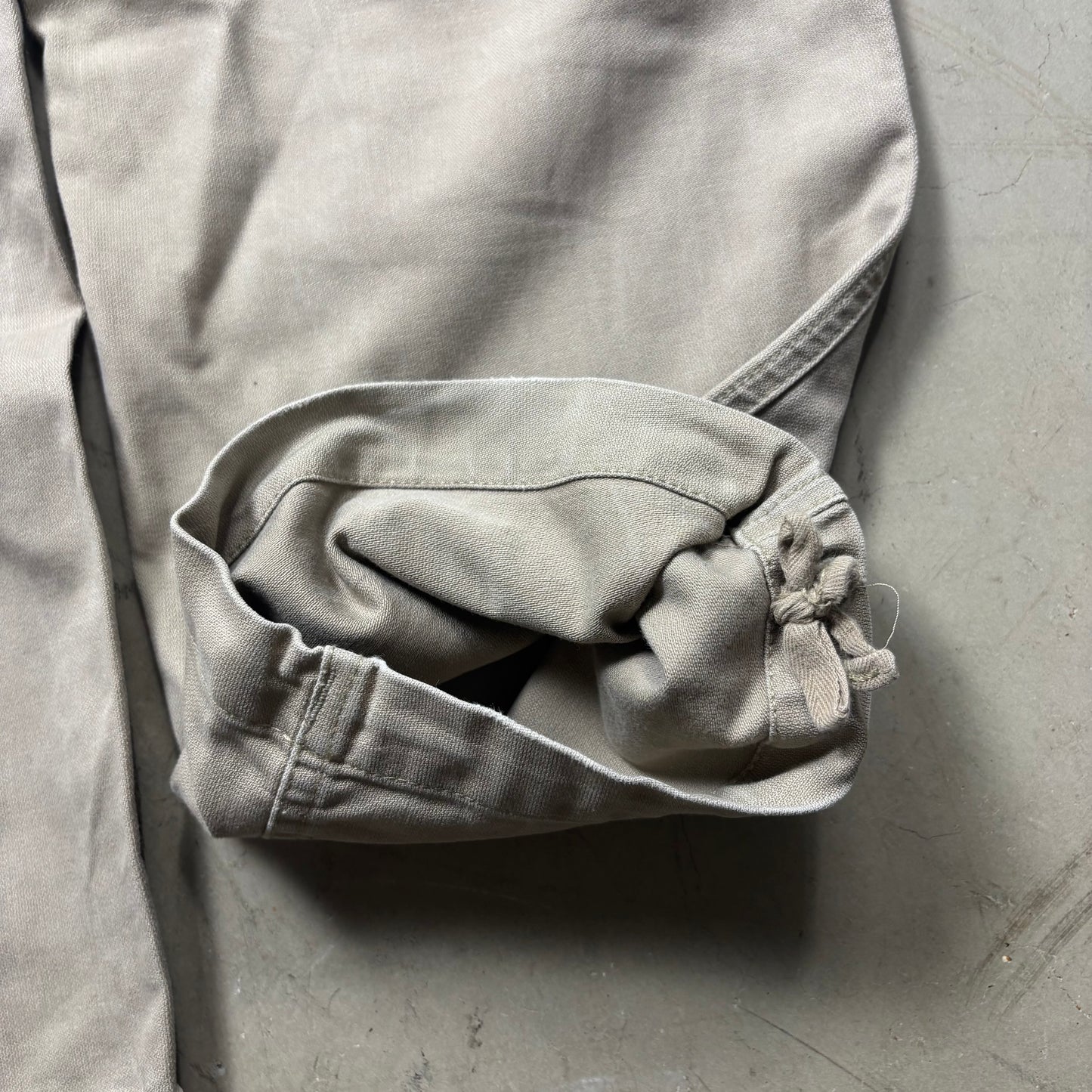 Vintage 1999 Military Cargo Bottoms (32/32)(VC)