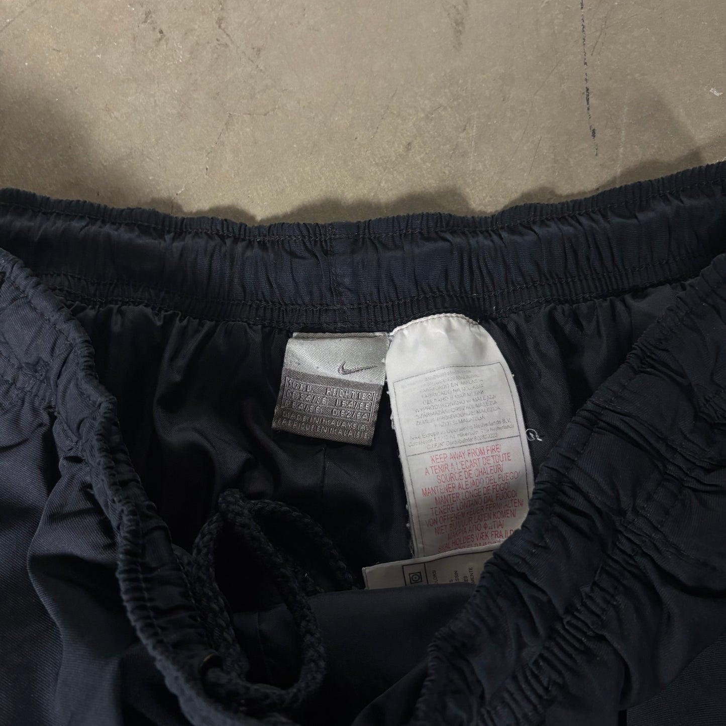 Nike Tn Swirl 2004 Track Bottoms (L)