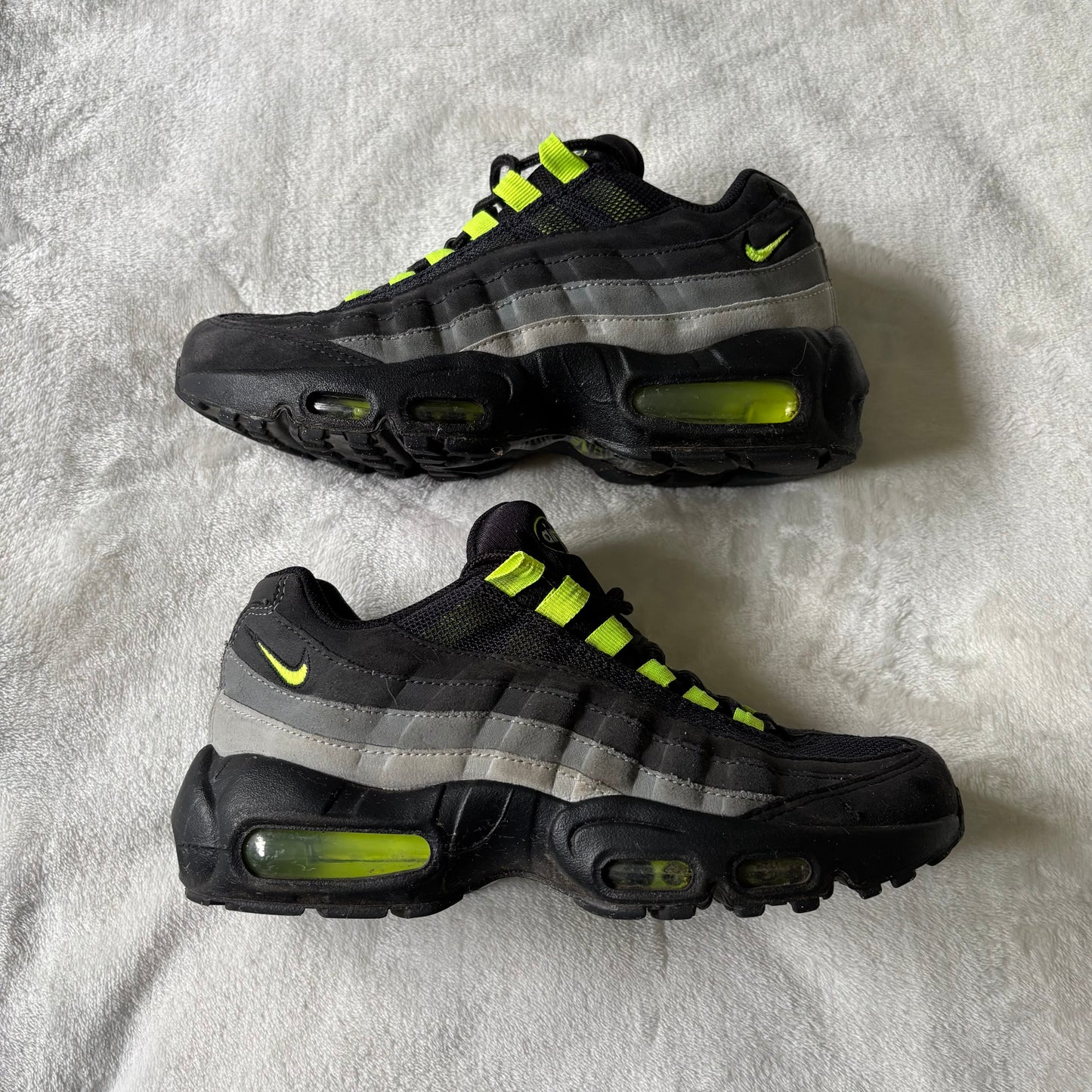 Nike Air Max 95 “Reverse Neon” (UK 5)