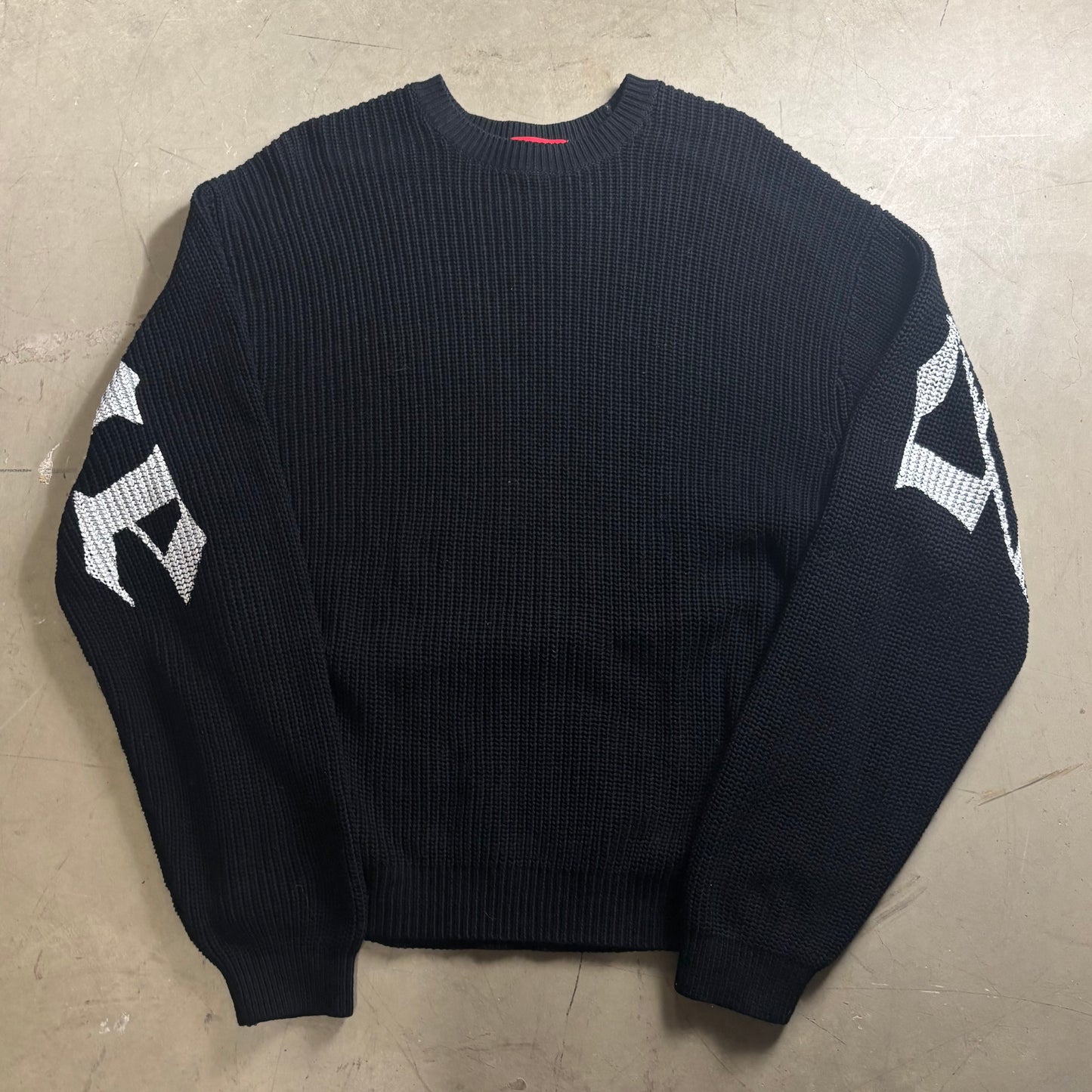 (A Top Pick) Supreme Old English Knit (XL)