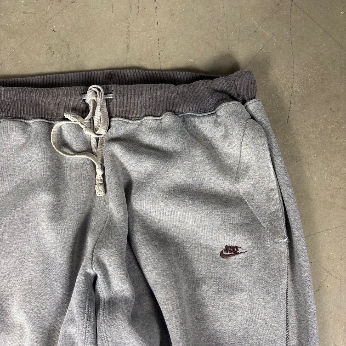 Nike 2008 Joggers (XXL)