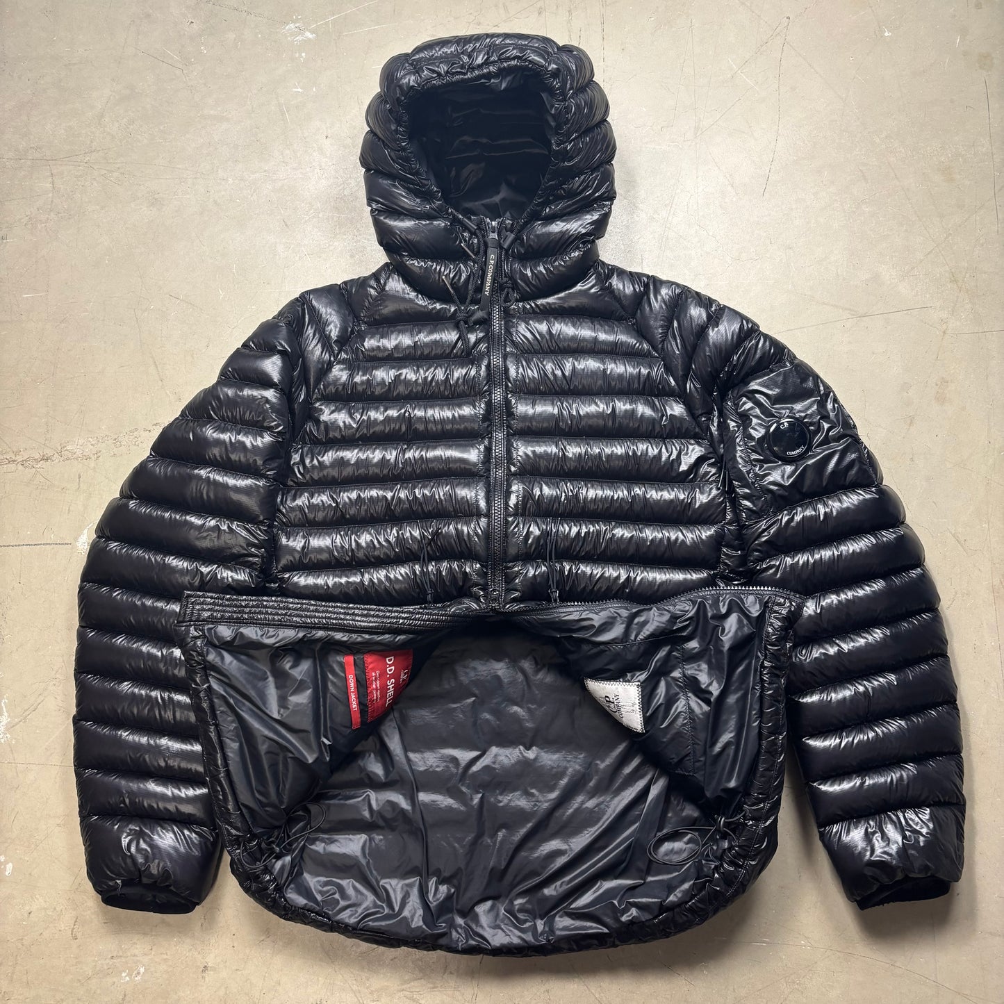 C.P. Company DD Shell Down Puffer Jacket (M)