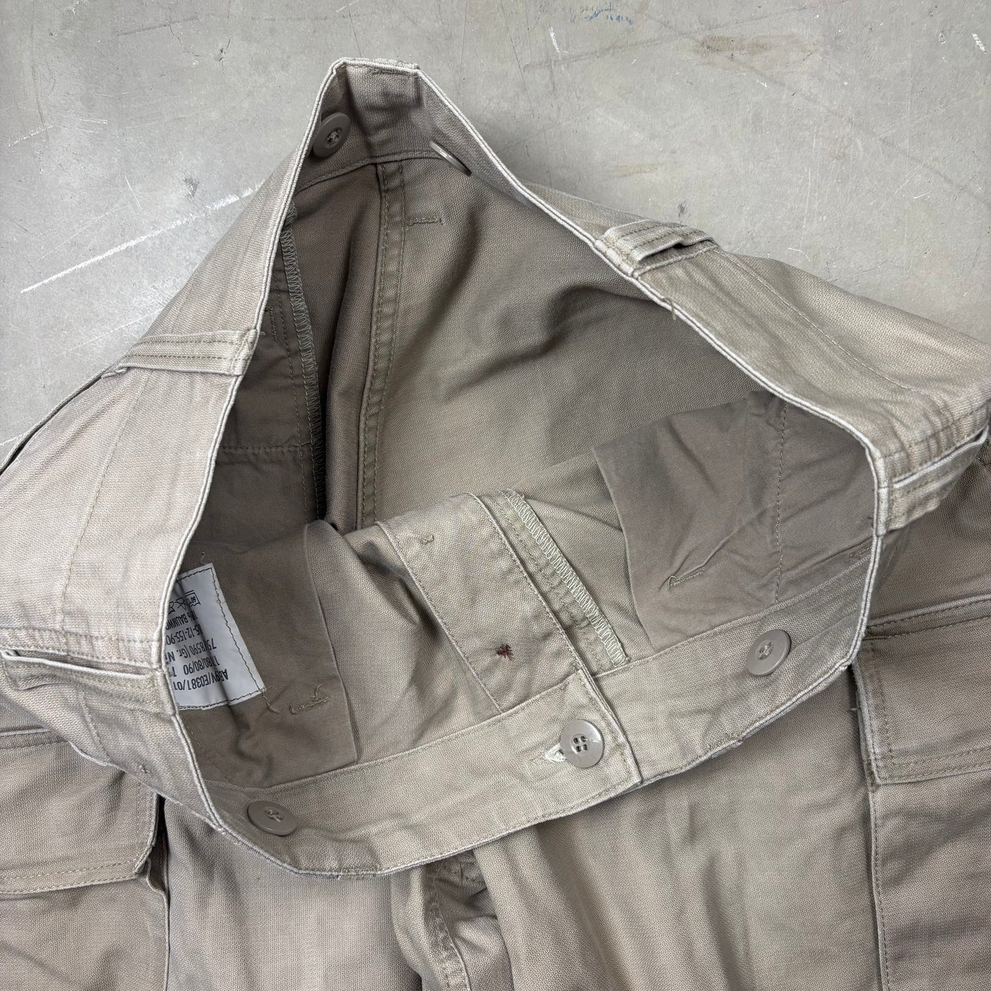Vintage 1999 Military Cargo Bottoms (32/32)(VC)