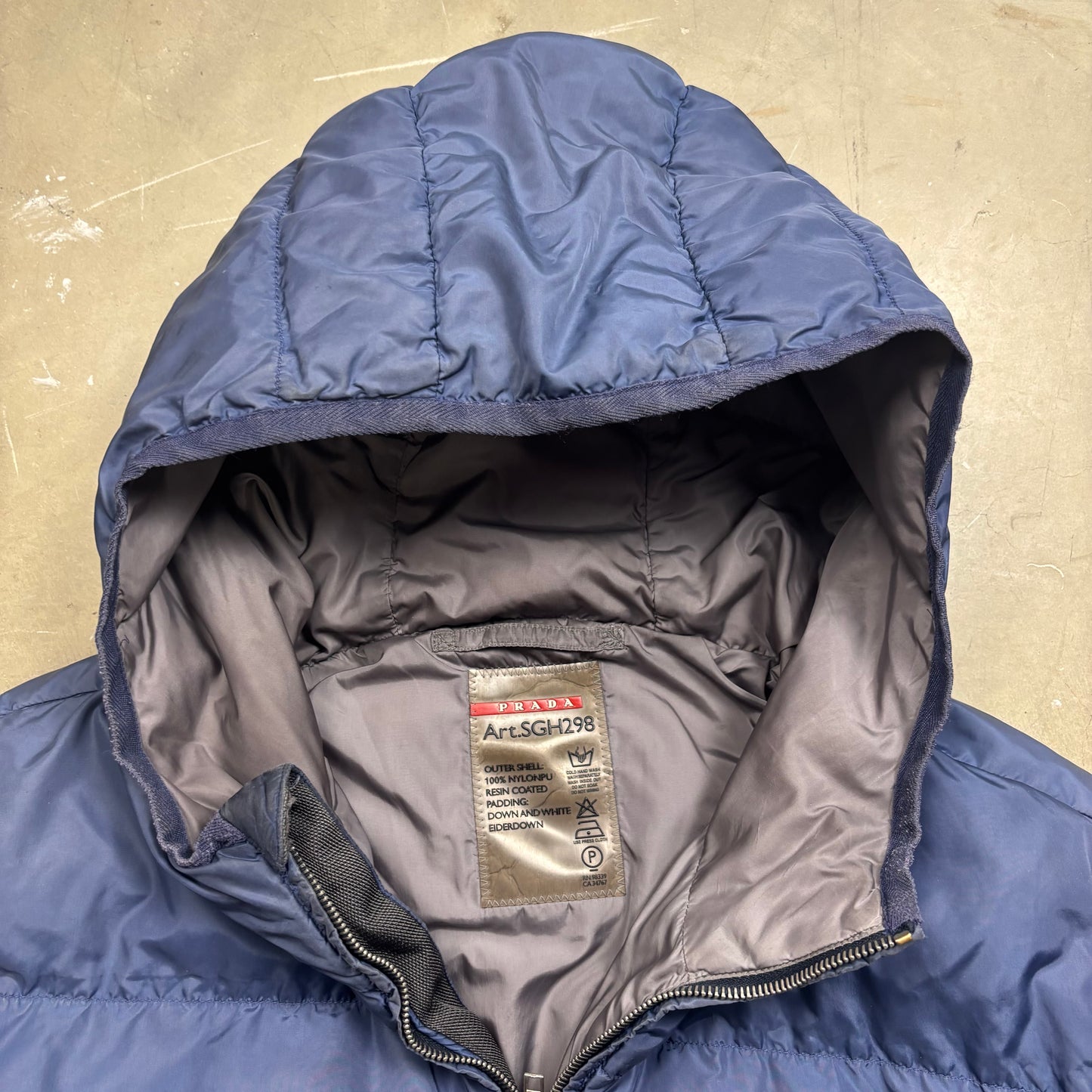 (A Top Pick) Prada Sport 2010s Nylon Puffer Jacket (M)