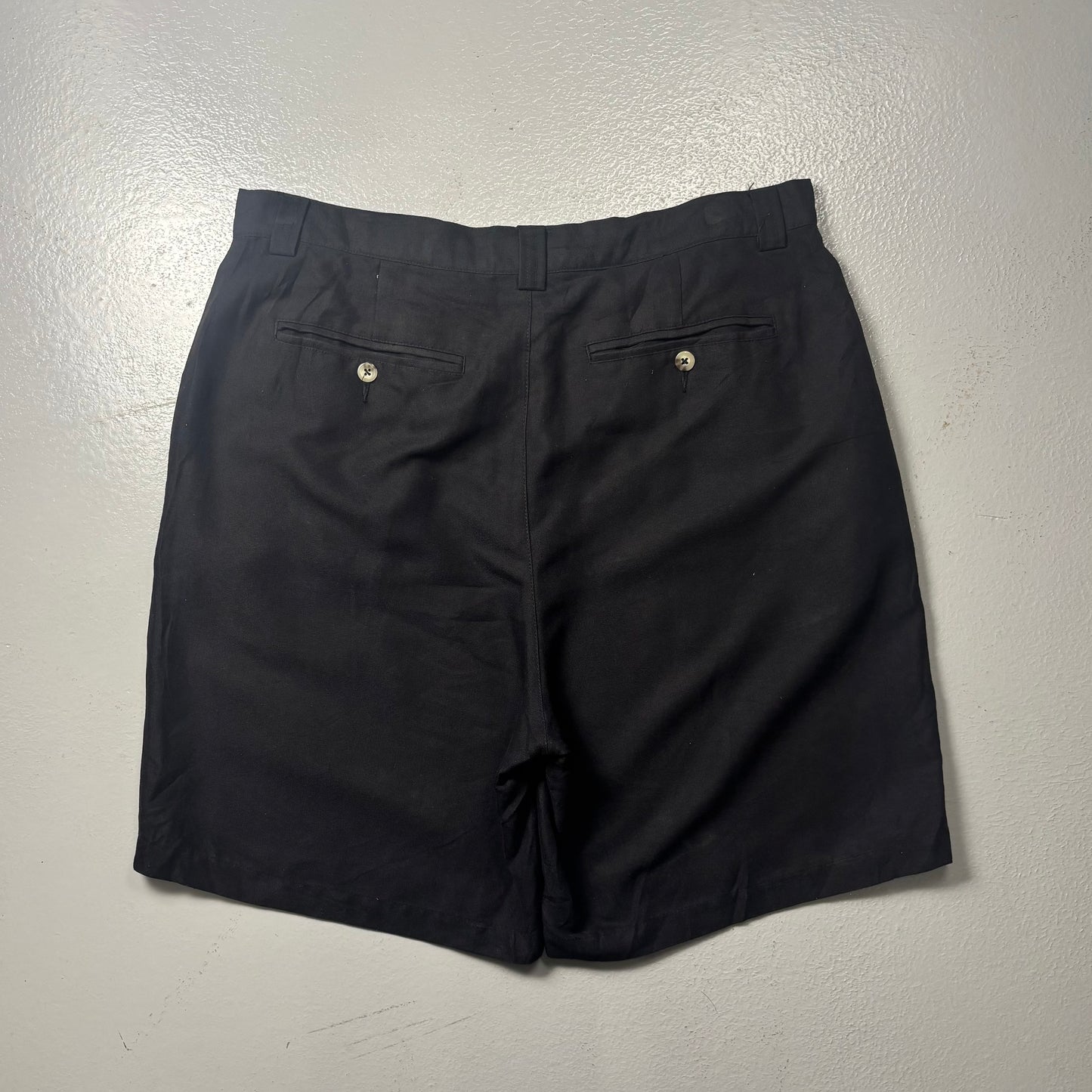 Vintage Pleated Linen Style Shorts (36 Waist)(VC)