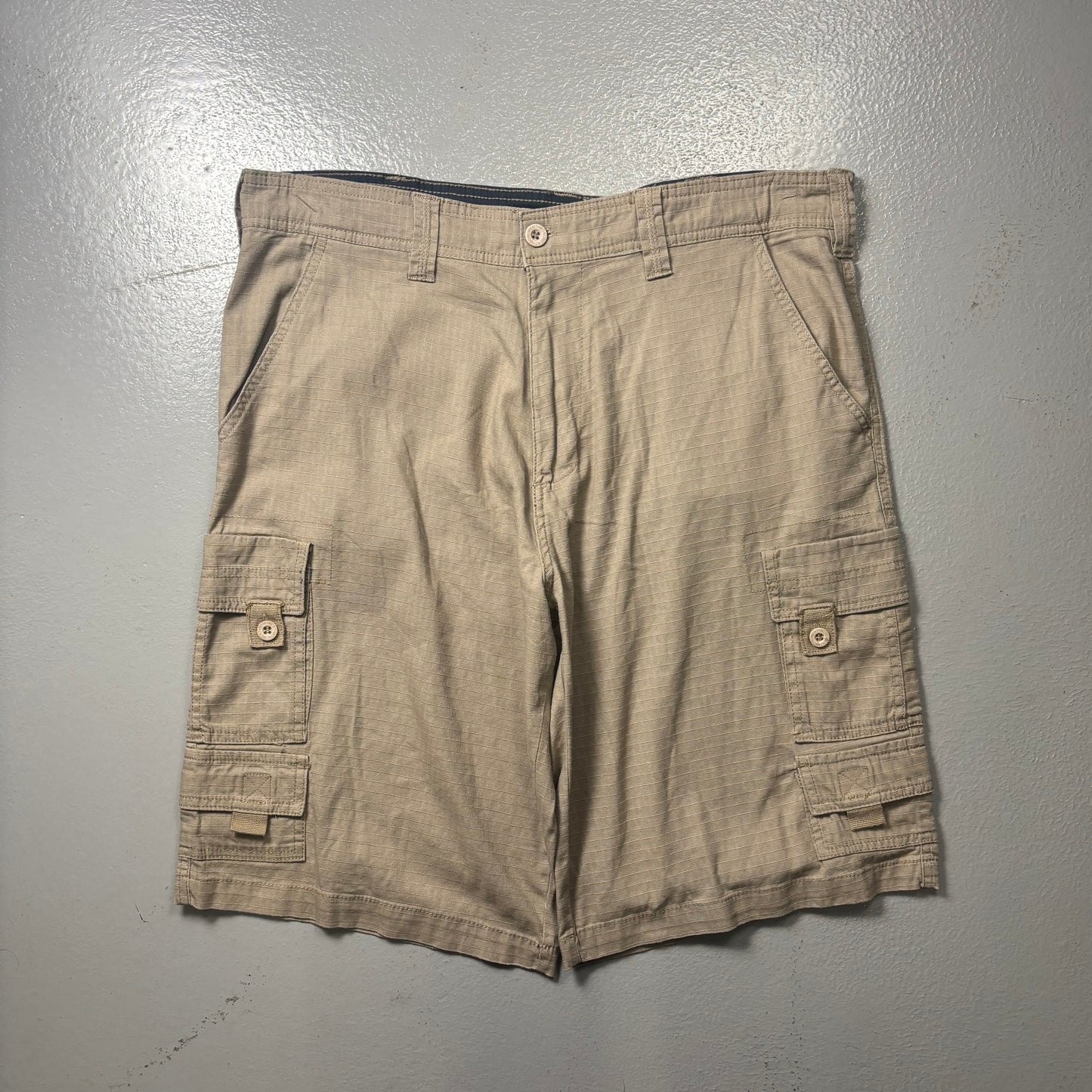 Vintage Style Lighweight Cargo Shorts (34 Waist)(VC)