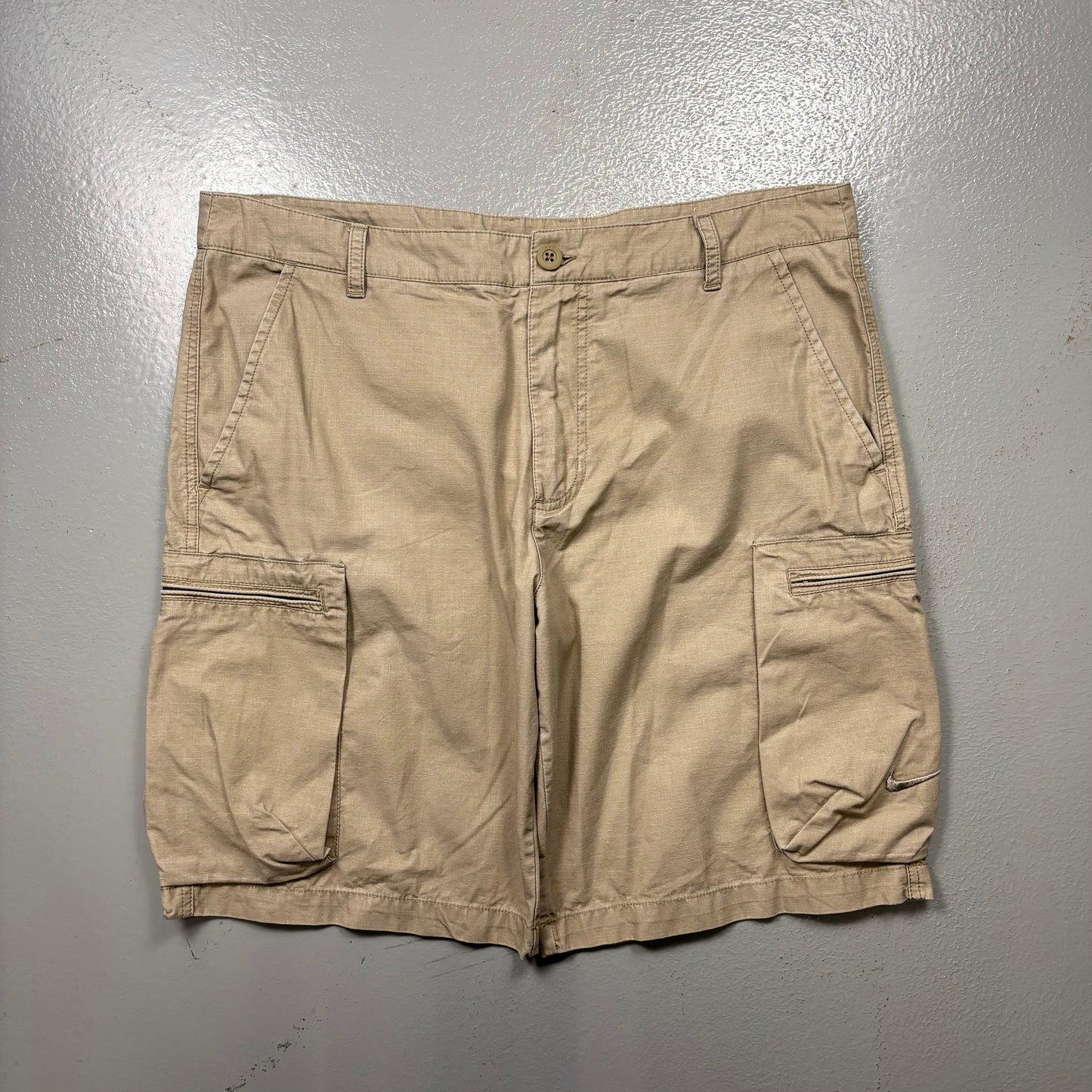 Nike Crosshatch Cargo Shorts (36 Waist)(SC)