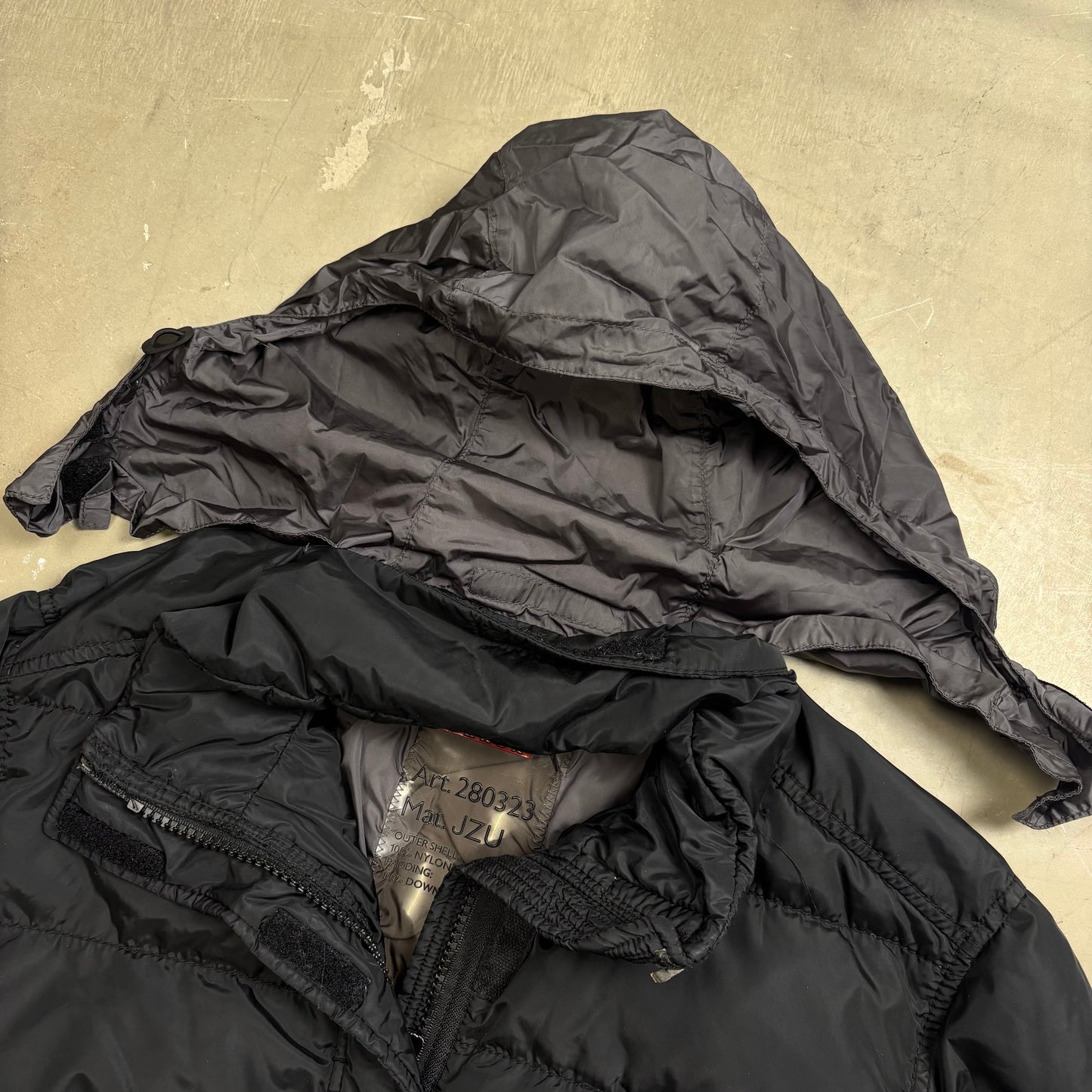 (A Top Pick) Prada Sport 2000s Nylon Toggle Puffer Jacket (M)
