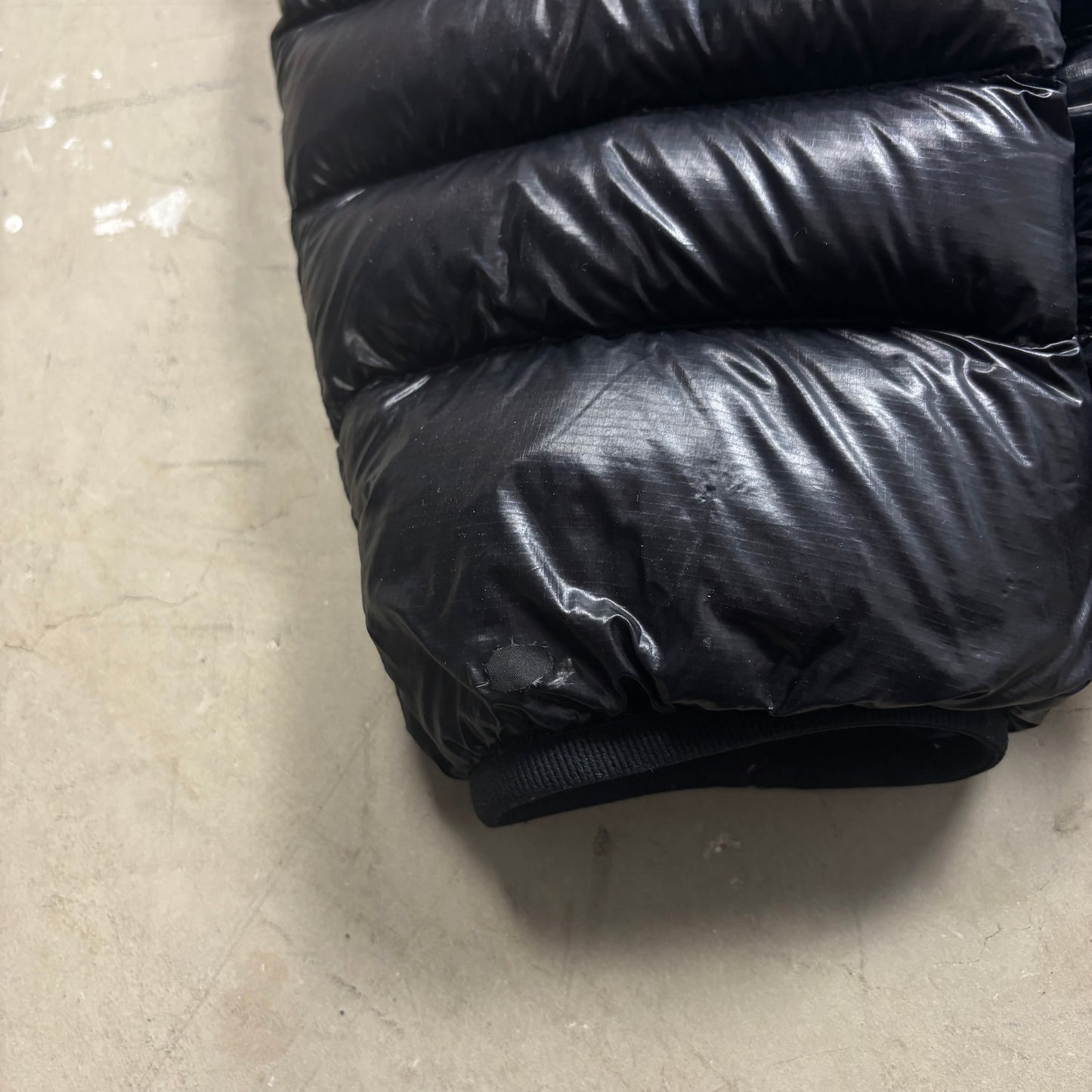 C.P. Company DD Shell Down Puffer Jacket (M)