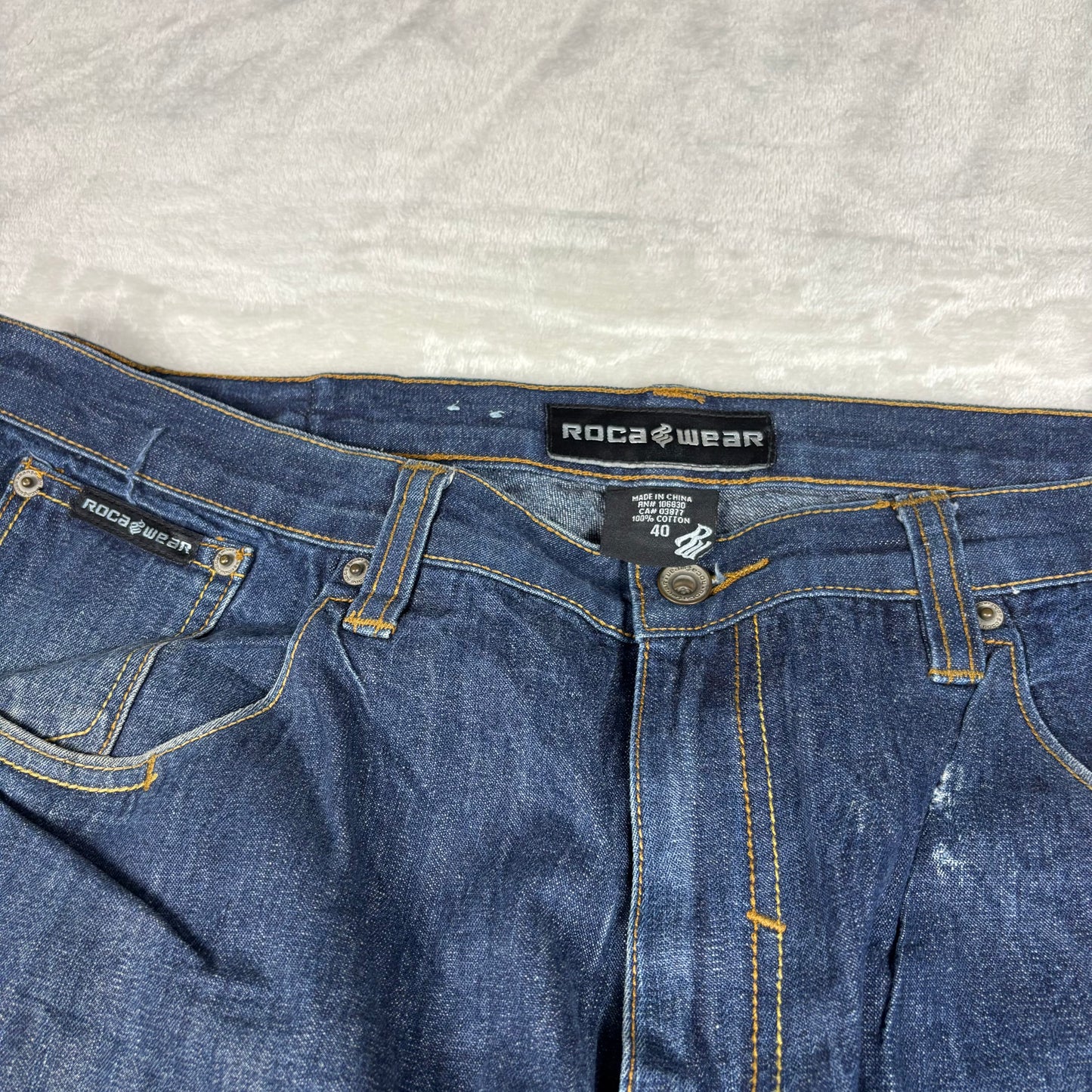 Roca Wear 2000s Vintage Jorts (40 Waist)