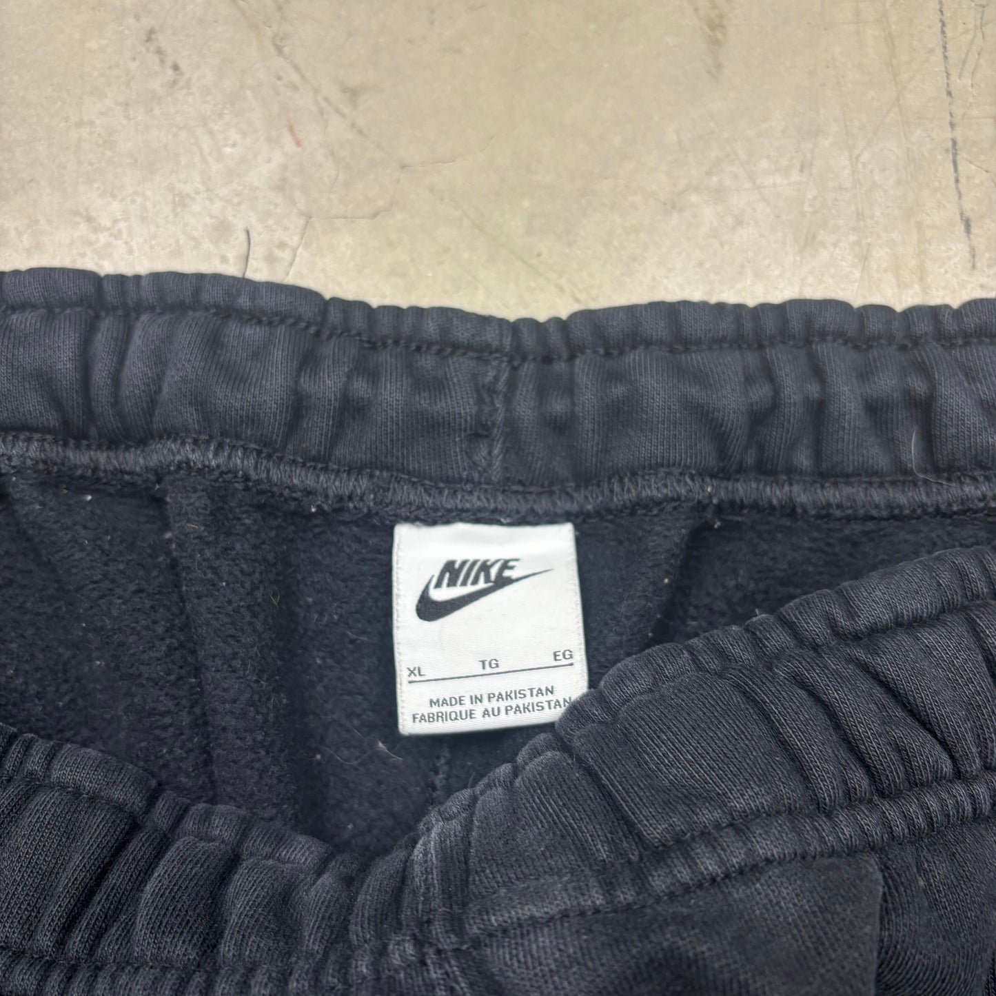 z Stussy x Nike Joggers (XL)