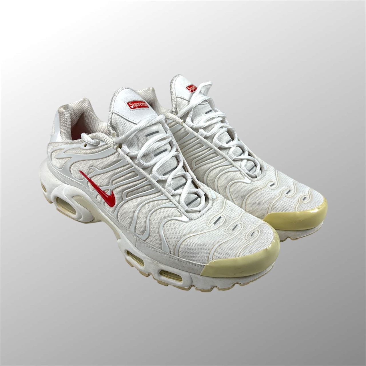 (A Top Pick) Supreme x Nike Tn Air Max Plus “White” (UK 9.5)