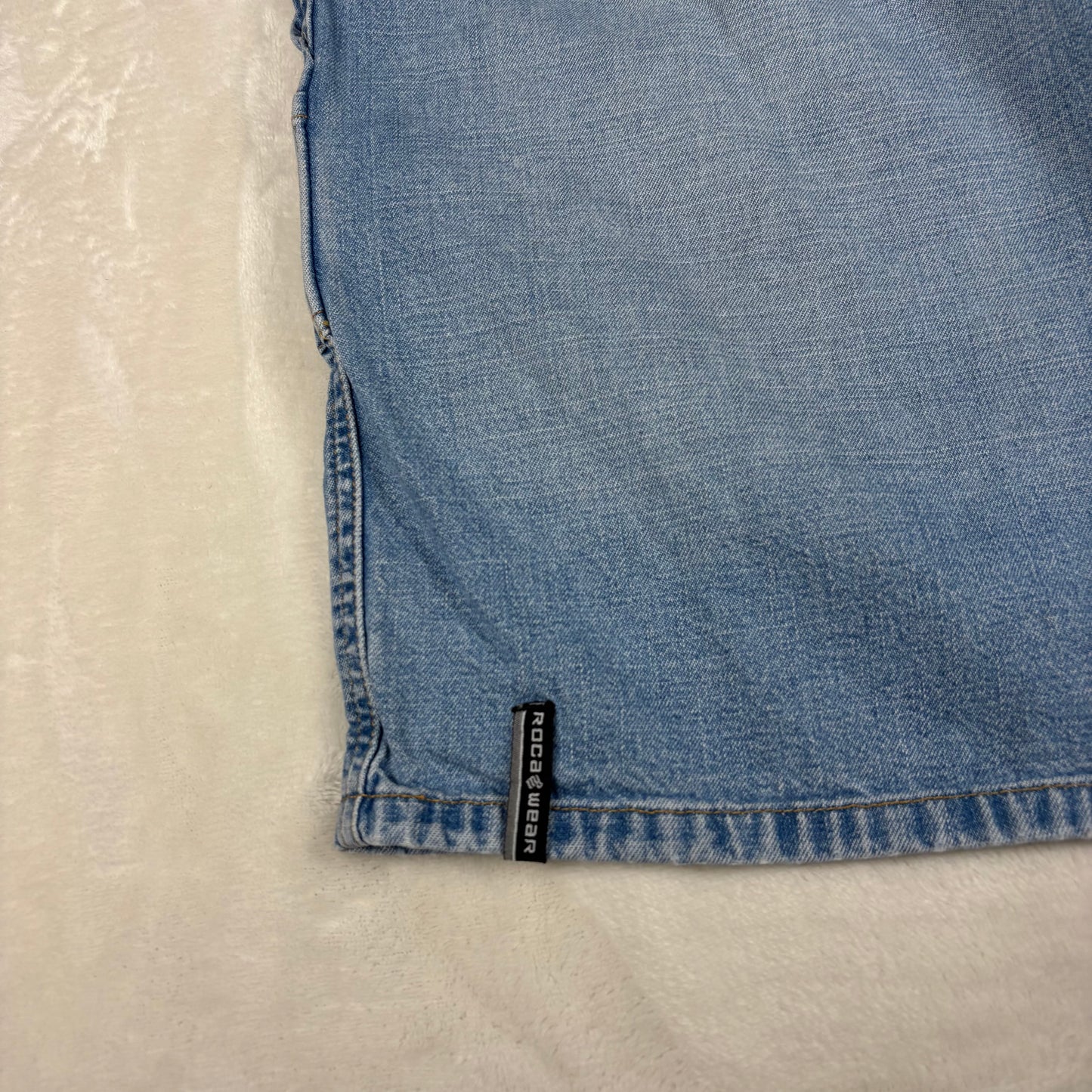 Roca Wear 2010s Vintage Jorts (36 Waist)